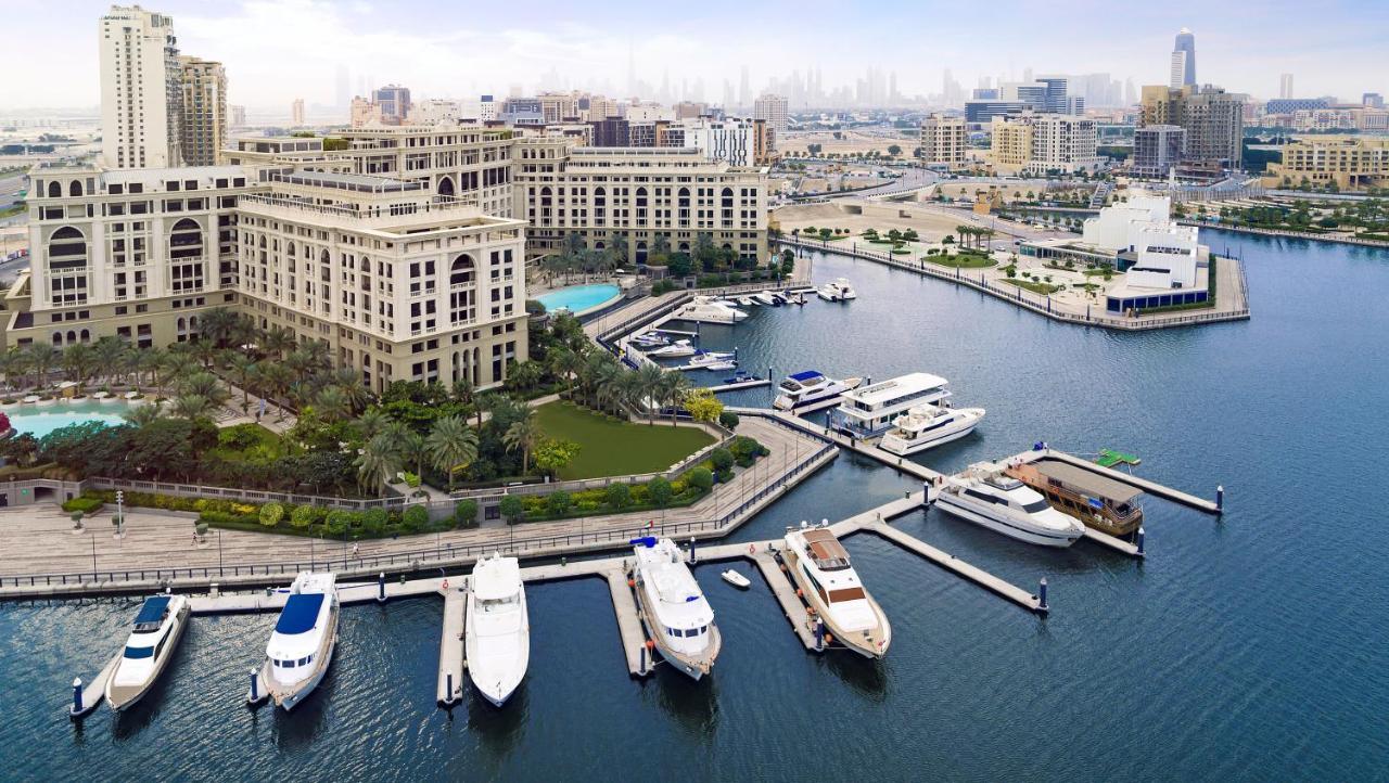 Palazzo Versace Dubai Exterior photo Dubai Marina