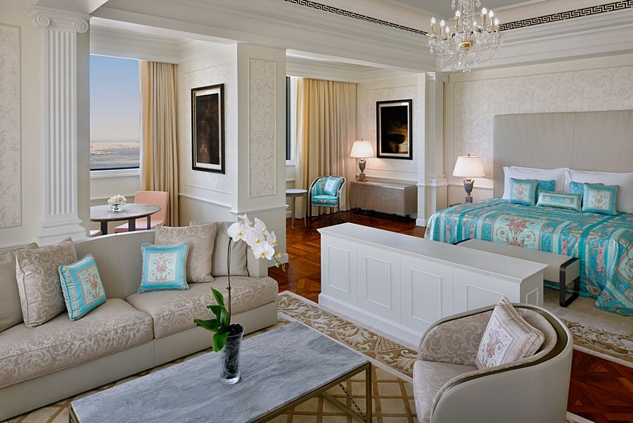 Palazzo Versace Dubai Exterior photo A suite at the Atlantis Paradise Island