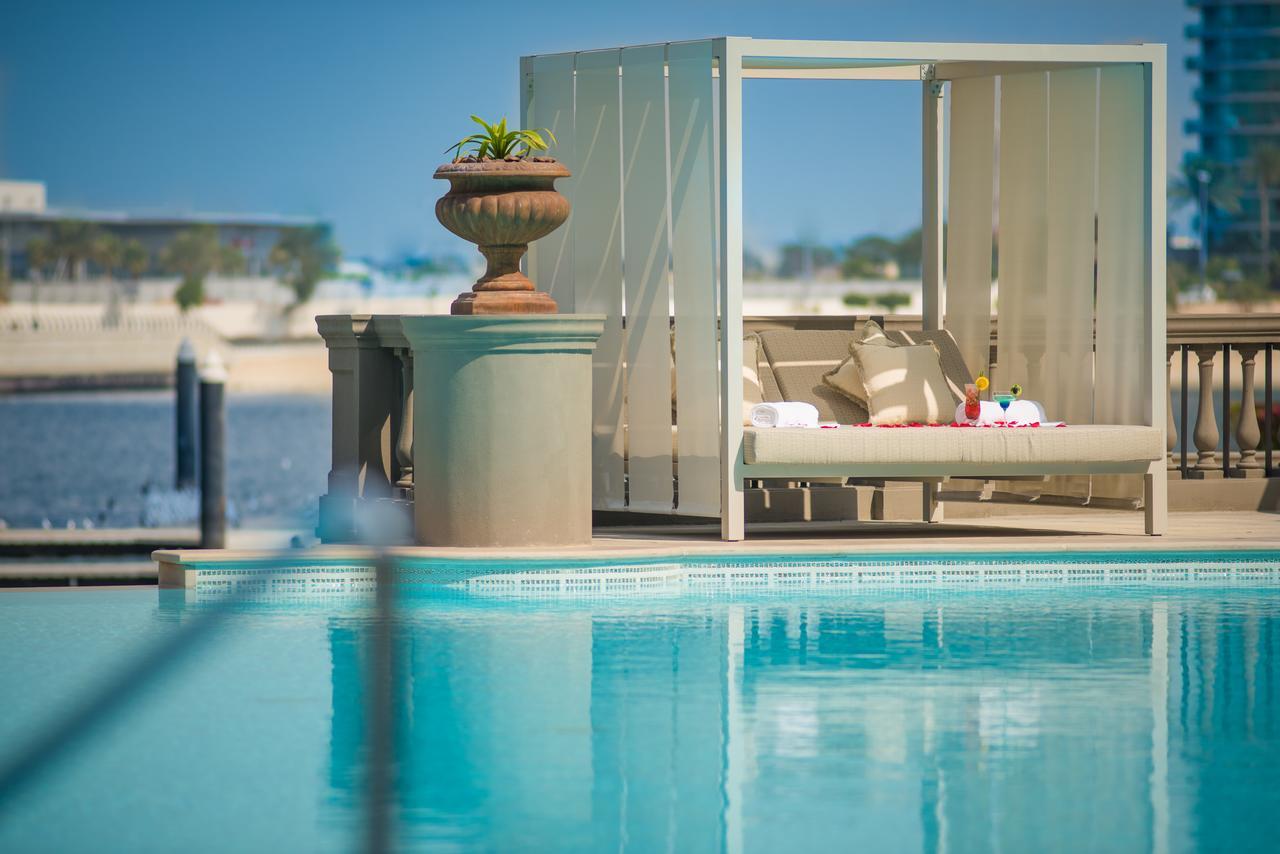 Palazzo Versace Dubai Exterior photo The pool at the Westin La Paloma